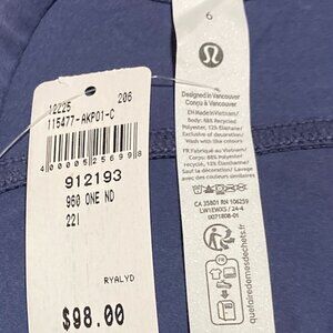 Lululemon Leggings, new with rip tag intact, Size 6 - blue